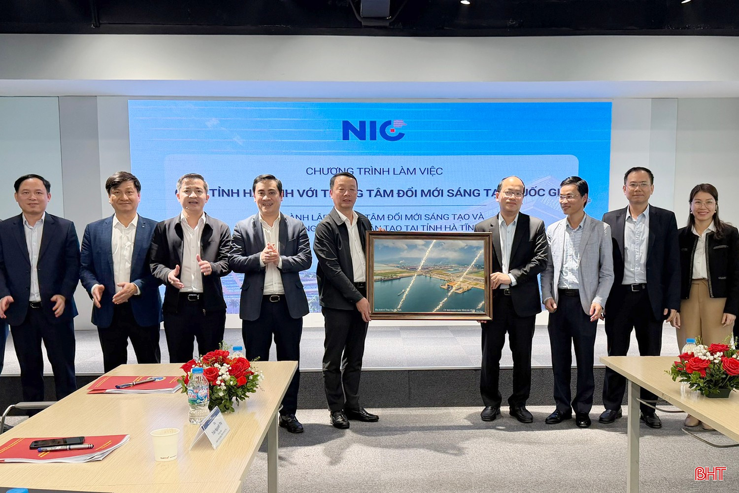 Hà Tĩnh và Trung tâm Đổi mới sáng tạo quốc gia thống nhất nhiều nội dung hợp tác