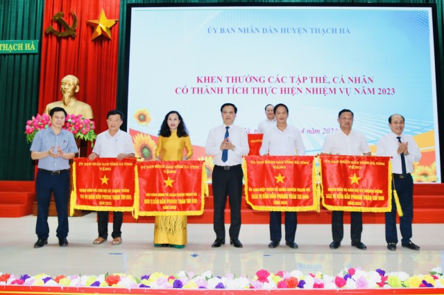 Thạch Hà tổng kết công tác cải cách hành chính, công tác thi đua - khen thưởng năm 2023