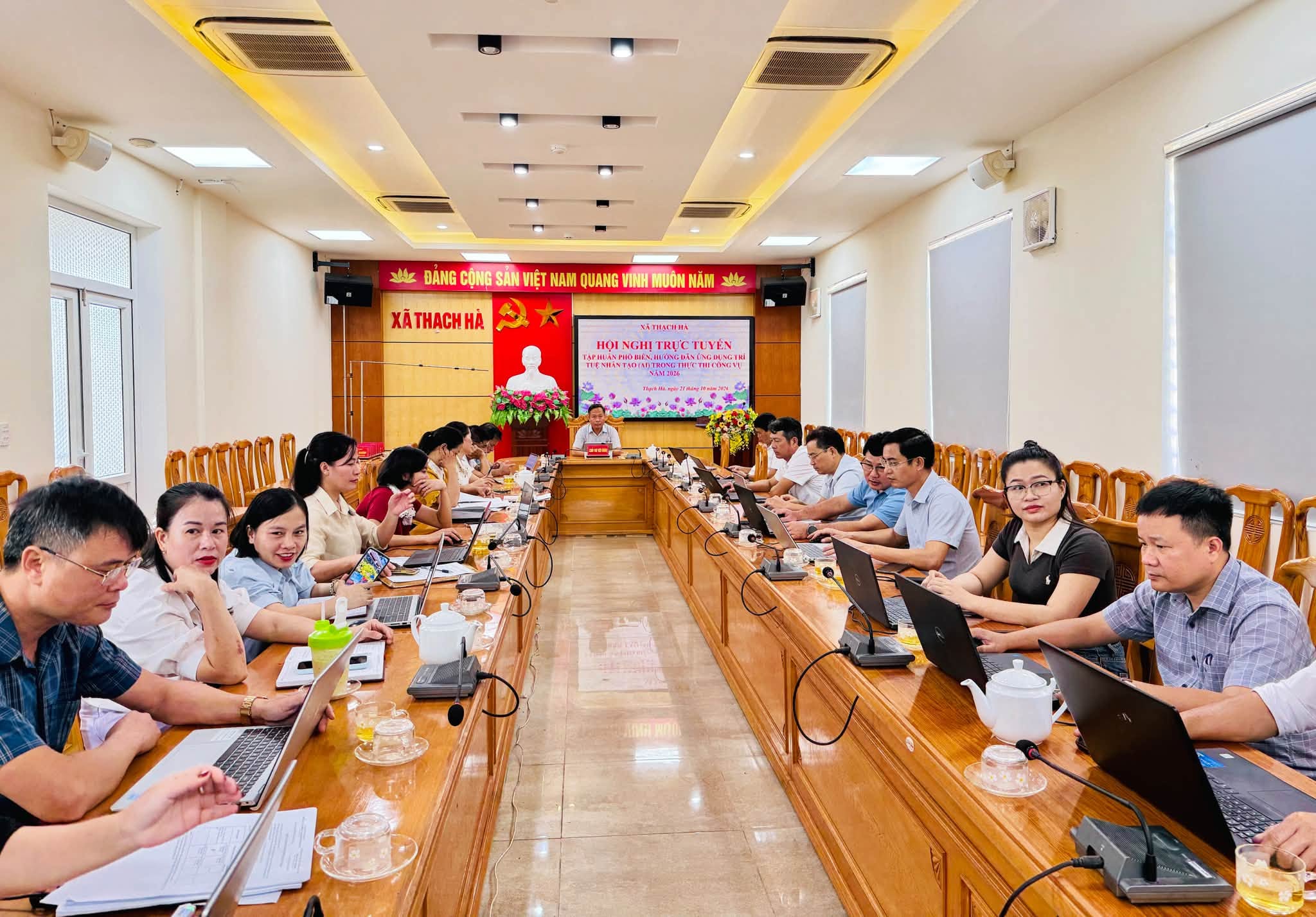 Thạch Hà tham gia Hội nghị Trực tuyến Tập huấn, Phổ biến, Hướng dẫn Ứng dụng trí tuệ nhân tạo (AI) trong thực thi Công vụ