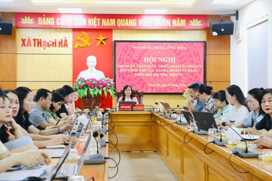 Thạch Hà kết nối trực tuyến hội nghị tập huấn triển khai 4 thủ tục hành chính của Đảng trên môi trường điện tử giai đoạn 2 