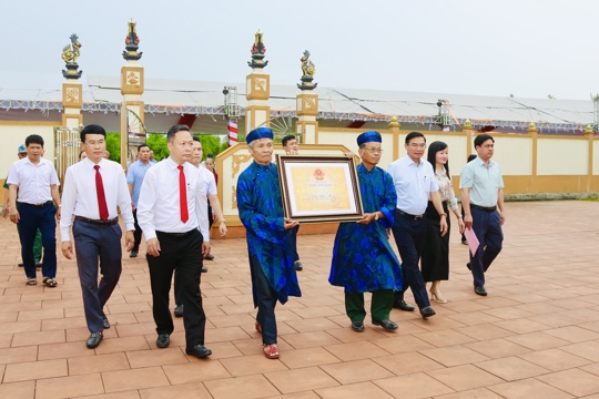 Xã Thạch Hà long trọng tổ chức lễ đón nhận bằng xếp hạng di tích lịch sử - văn hóa cấp tỉnh Đền Thần nông