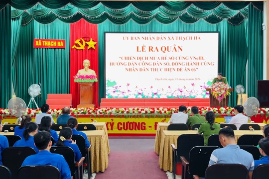 Thạch Hà ra quân “Chiến dịch mùa hè số cùng VNeID, hướng dẫn công dân số, đồng hành cùng Nhân dân thực hiện Đề án 06 