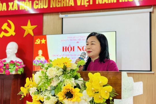 Trường Tiểu học Thạch Hà công bố các quyết định kiện toàn tổ chức