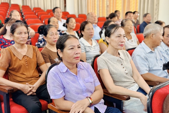 Hội Nông dân xã Thạch Hà kết nối trực tuyến Lễ phát động phong trào sản xuất an toàn, hữu cơ