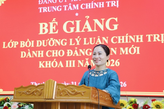 Bế giảng lớp bồi dưỡng lý luận chính trị dành cho đảng viên mới khóa 03 năm 2026