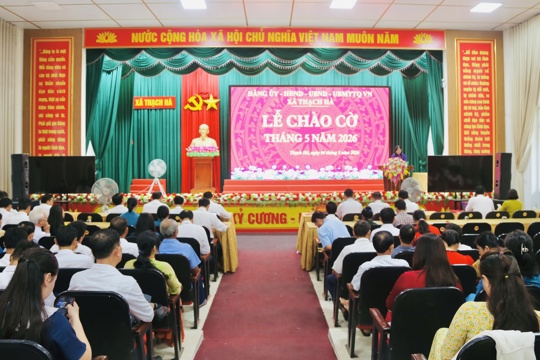 Trang trọng Lễ chào cờ tháng 5/2026 