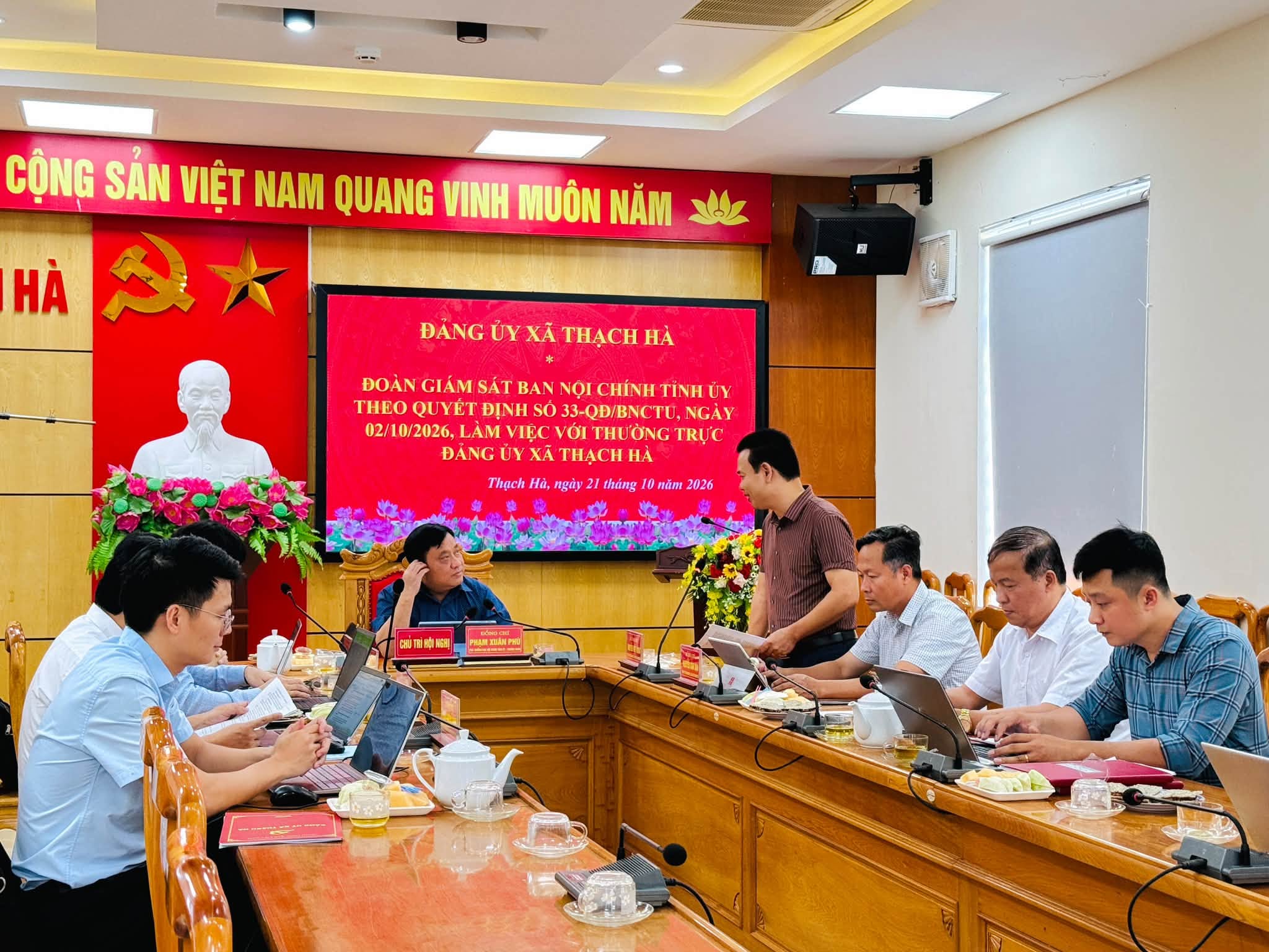 Đoàn giám sát Ban Nội chính Tỉnh ủy làm việc với xã Thạch Hà