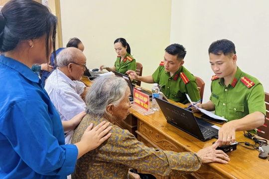 Viết tiếp hành trình đưa các anh hùng liệt sỹ trở về với quê hương  