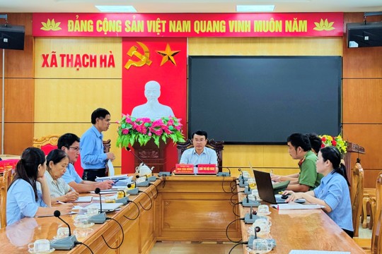 Thạch Hà họp xét tặng, truy tặng Huy chương Thanh niên xung phong vẻ vang