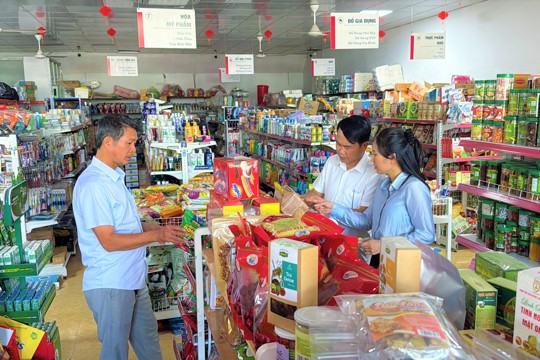 [Video] Thạch Hà tăng cường kiểm tra an toàn thực phẩm dịp Tết Trung thu