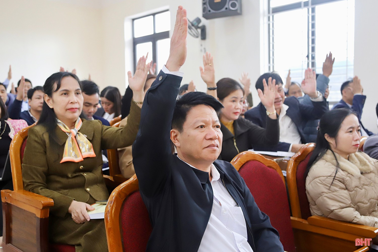 Hà Tĩnh thống nhất danh sách sơ bộ 15 người ứng cử Đại biểu Quốc hội